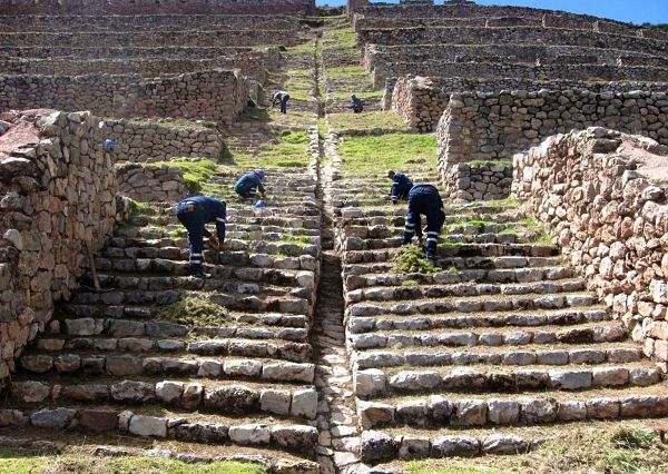 Mantenimiento en Machu Picchu